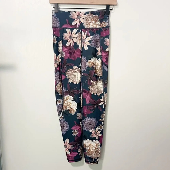 SWEATY BETTY Floral Leggings size‎ XS - Picture 2 of 7